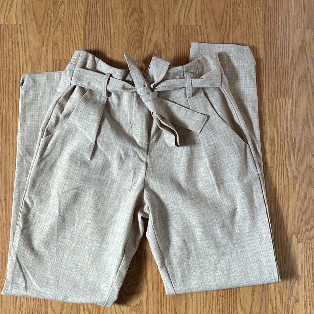 Revamped tan dress pants size small